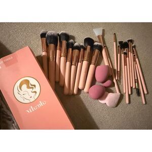 Mlemle 26 Pcs A01-Pink Makeup Brushes Set And 2 Powder Puff 3 Makeup Sponge